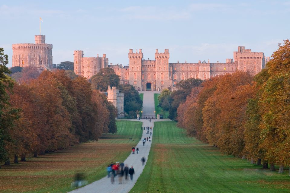 From London: Windsor Castle and Stonehenge Day Trip - Activities