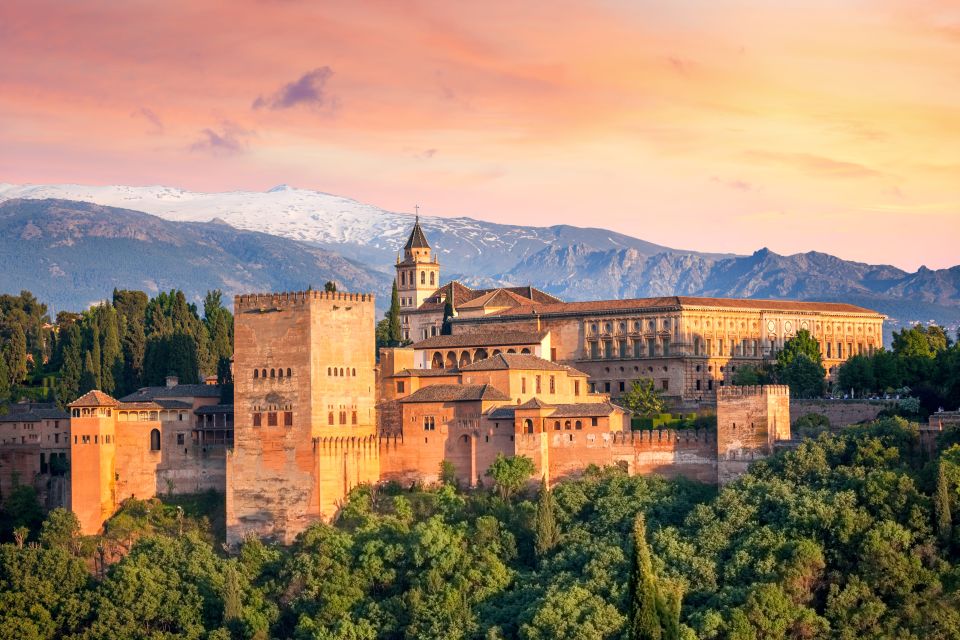 From Malaga: Alhambra Guided Tour With Entry Tickets - Meeting Point and Itinerary Details