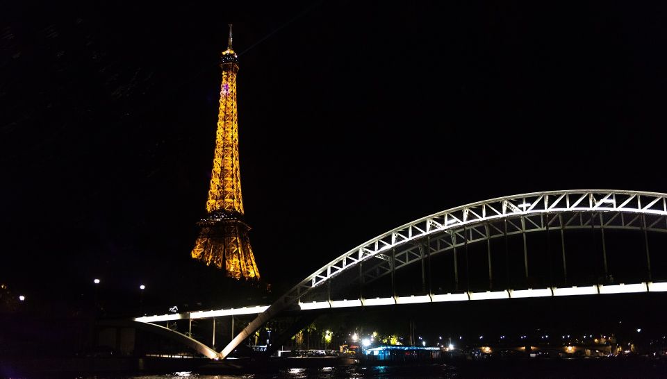 From Paris: Dinner Cruise on The Magical River Seine - Experience Highlights