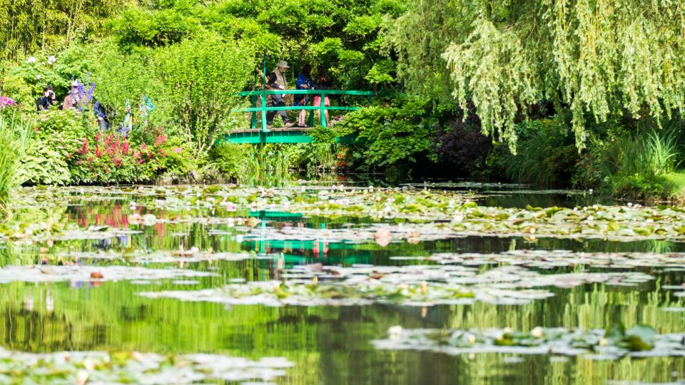 From Paris: Versailles and Giverny Full-Day Trip - Booking Details