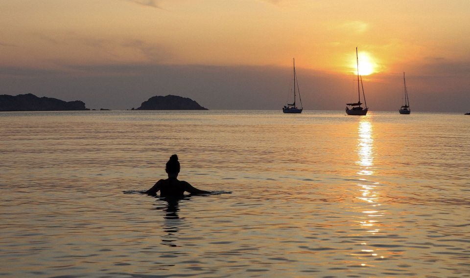 From Positano: Calypso Boat Tour With Aperitif and Snacks - Inclusions