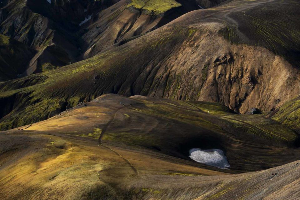 From Reykjavik: Landmannalaugar Day Tour by Luxury Jeep - Tour Experience