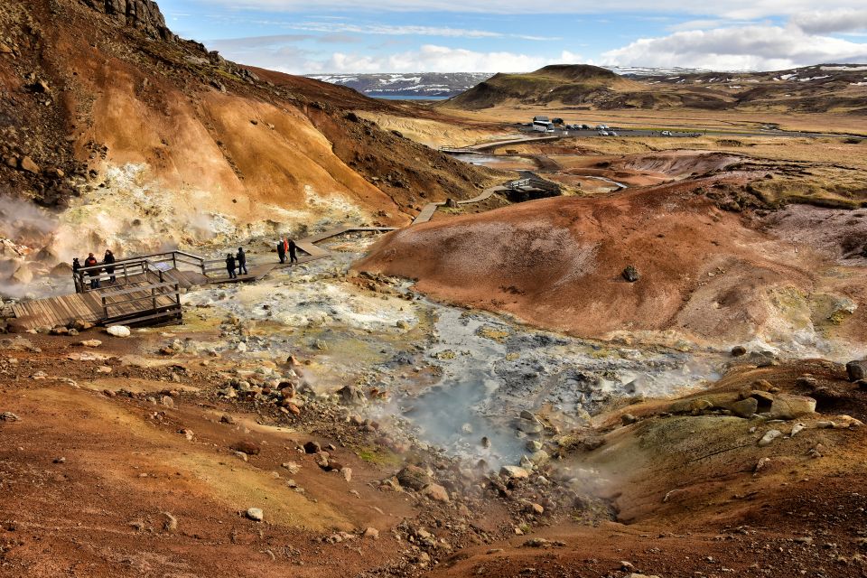 From Reykjavik: Reykjanes Geopark Small-Group Tour - Itinerary Details