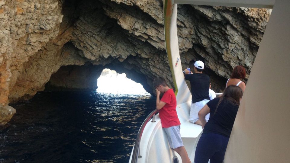 From Roses: Medes Islands Boat Tour With El Estartit Visit - Tour Features and Inclusions