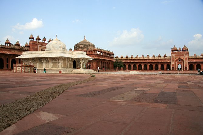 Full Day Agra Sightseeing Tour From Delhi by Car - Transportation Details
