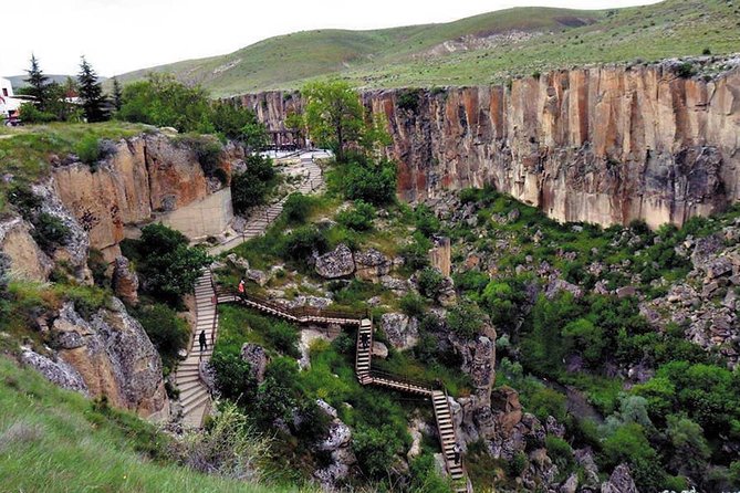 Full-Day Green Tour of Cappadocia With Lunch - Lunch Menu and Culinary Experience