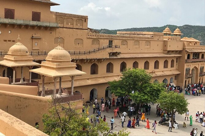 Full-Day Jaipur Sightseeing Tour by Car With Driver - Inclusions and Amenities Provided