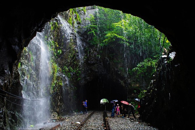 Full-Day Tour Old Goa Dudhsagar Falls and Spice Plantation - Logistics and Transportation