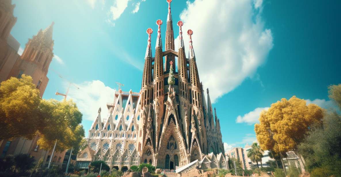 Gaudis Barcelona: Sagrada Familia, Casa Batllo & Mila Tour - Activity Description
