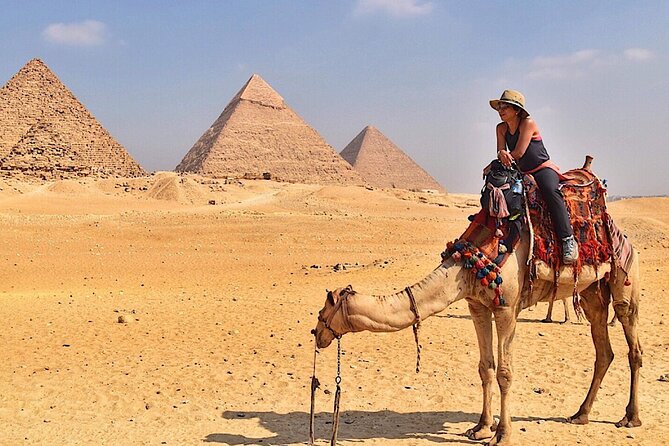 Giza Pyramids, Sakkara and Dahshur Day Tour - Giza Pyramids Exploration