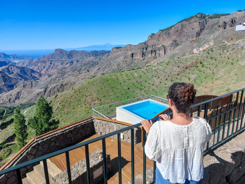Gran Canaria 7 Highlights Small Group Tour With Tapas Picnic - Small Group Limit and Pickup Locations