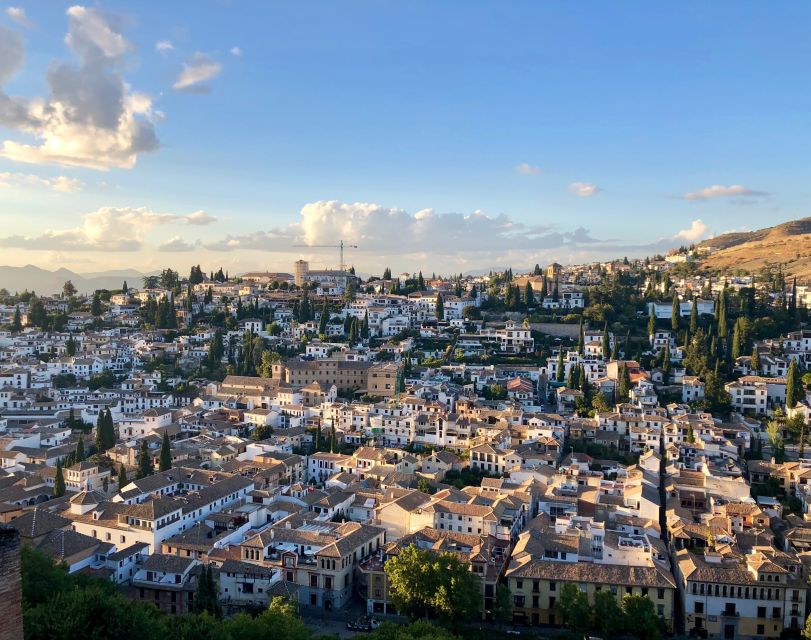 Granada: Private UNESCO-Heritage Albaicin Walking Tour - Experience Highlights