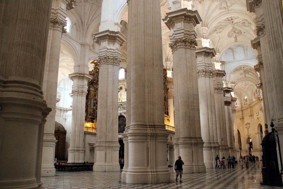 Granada: Royal Chapel and Cathedral Private Tour With Ticket - Experience Highlights