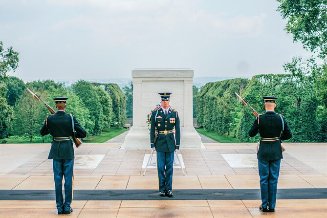 Guided Tour of Arlington Cemetery With Changing of the Guards - Accessibility and Requirements