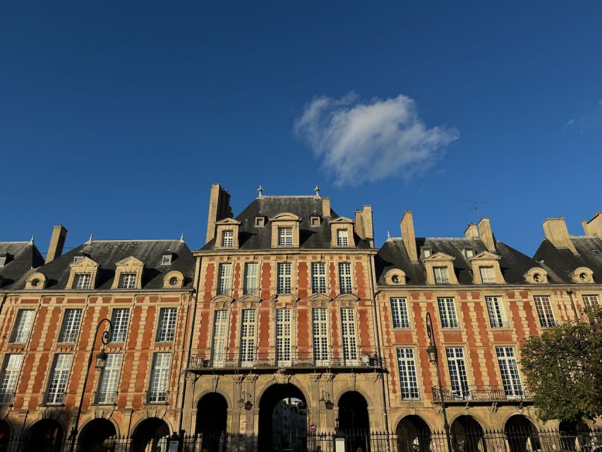 Guided Tour Through the Historic City Center and Marais - Experience Description