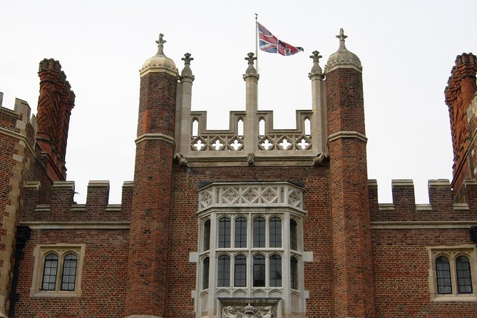 Hampton Court Palace Private Tour From London - Tour Details