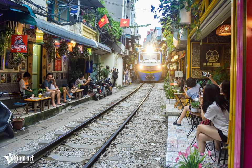 Hanoi's Night Life Exploring and Relaxing Massage Body - Activity Itinerary