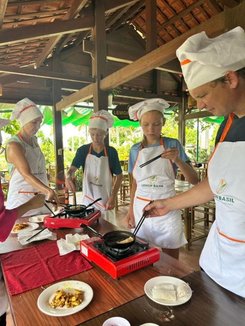 Hoi An: Market Tour -Bay Mau Cooking Class -Basket Boat Ride - Local Market Visit