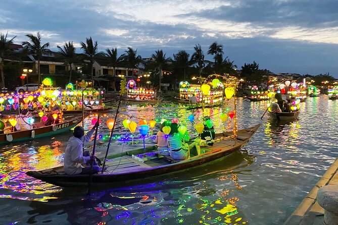 Hoian Walking Tours Night Market, Colourful Lanterns, Boat Ride - Admiring Colorful Lanterns