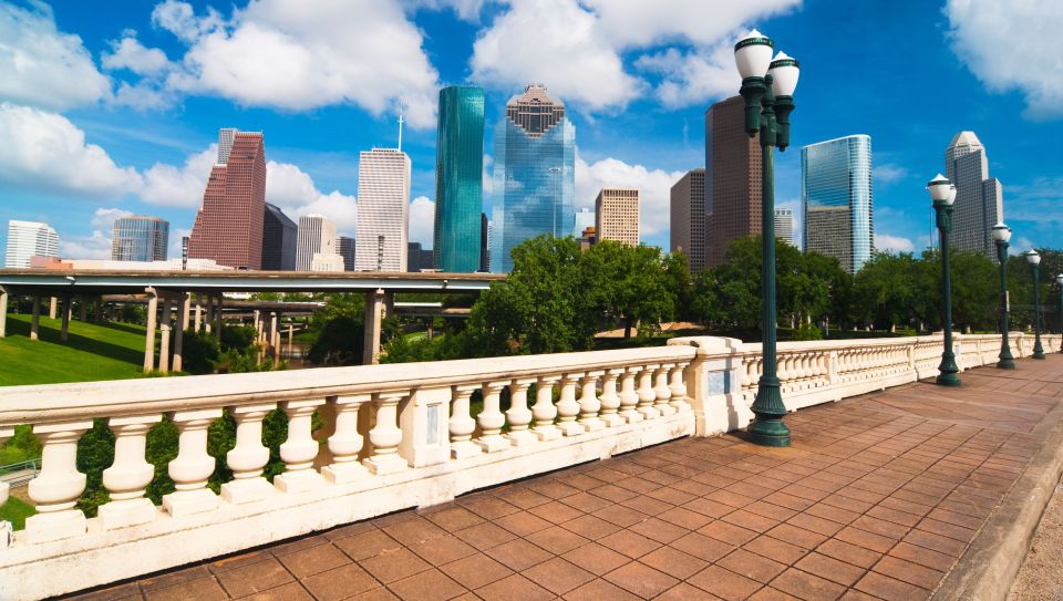 Houston: Sights of Downtown Smartphone Audio Walking Tour - Tour Description