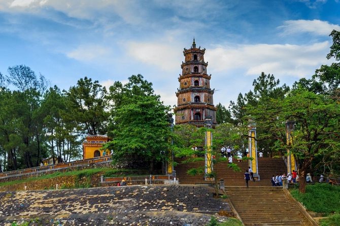 Hue City Full Day Tour With Ancient Tombs and Conical Hat Village - Pickup Options and Procedures