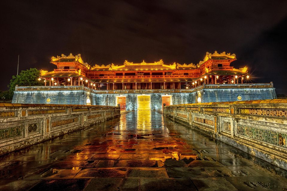 Hue: Night Walking and Photo Tour - Explore Hue by Night - Experience Highlights