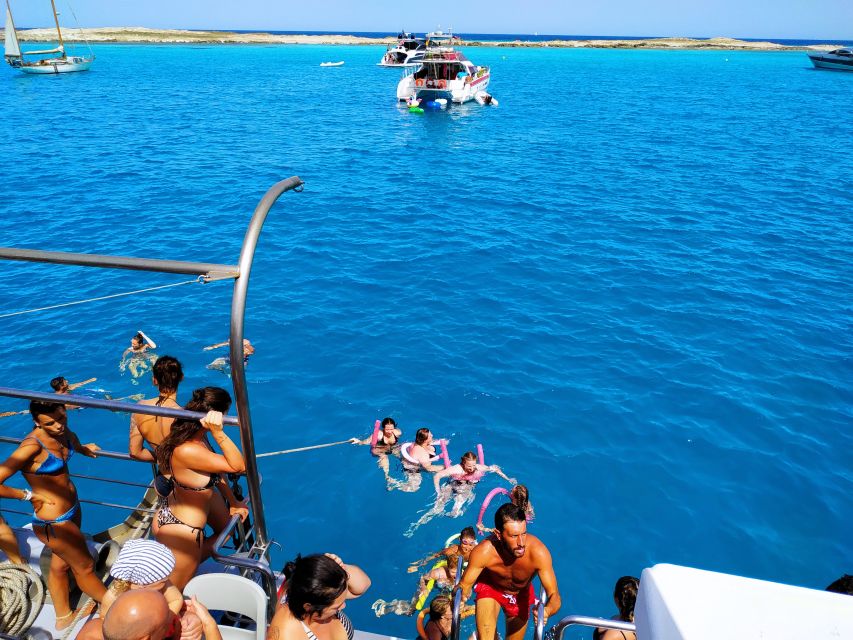 Ibiza: Cruise to Formentera With Open Bar and Buffet Lunch - Activity Highlights