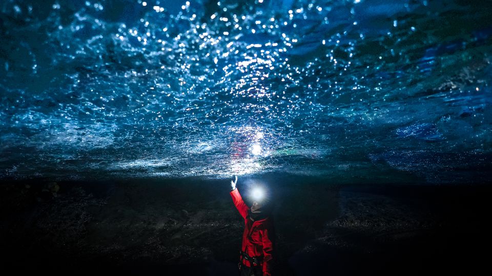 Iceland: Ice Cave Captured With Professional Photos - Inclusions and Equipment