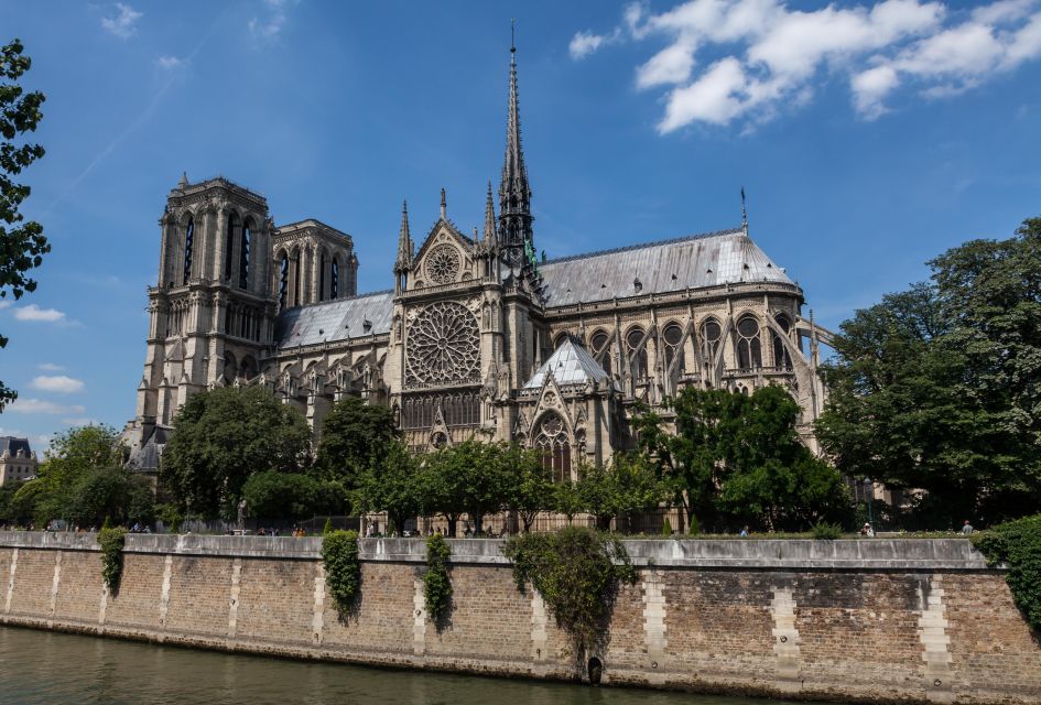 Island of the City - Sainte-Chapelle and the Conciergerie Tour - Experience Highlights