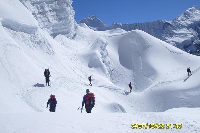 Island Peak Climbing 6160 Meters for 21 Days - Inclusions