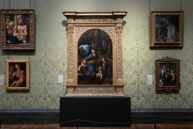 Italian Art Tour at the National Gallery of London - Support and Assistance