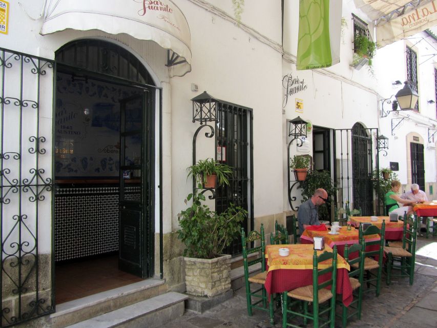 Jerez: Traditional Tapas Tour - Tour Duration and Languages