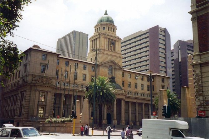 Johannesburg Scavenger Hunt: Golden Johannesburg - Historical Landmarks to Explore