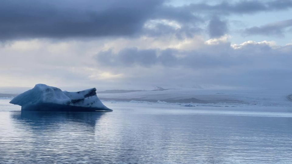 Jökulsárlón Floating Glacier & Diamond Beach Day Tour - Full Description