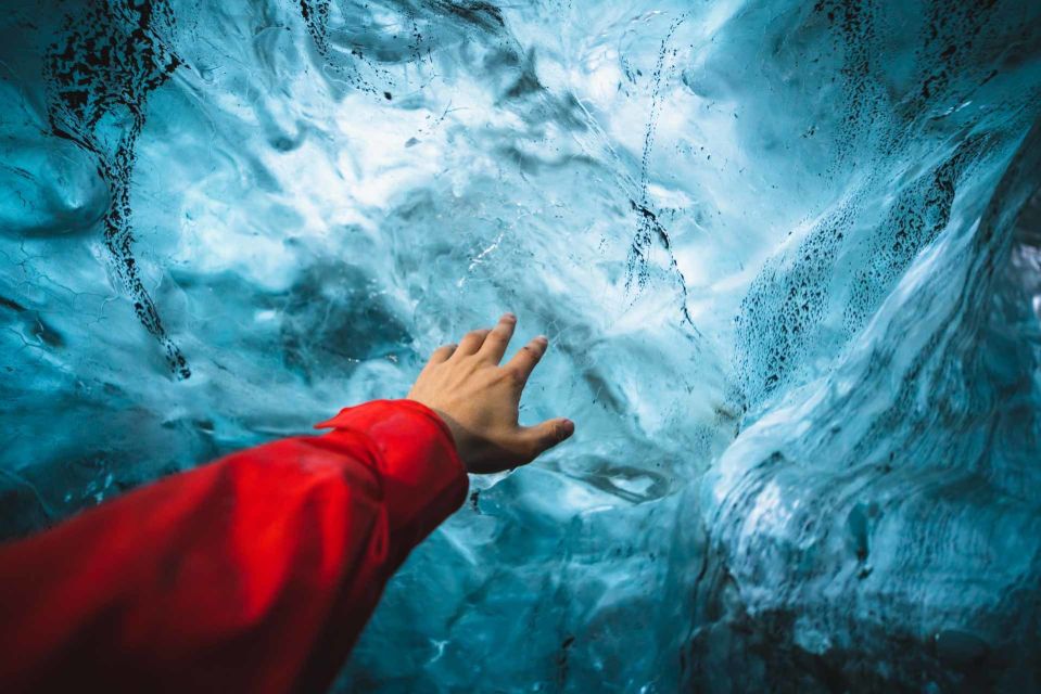 Jökulsárlón: Vatnajökull Glacier Ice Cave Guided Day Trip - Experience Highlights