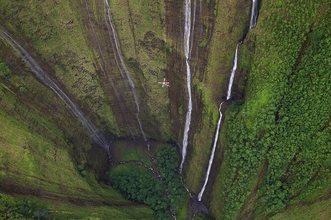 Kona: Kohala Coast & Waterfalls Helicopter Tour - Reviews, Pricing, and Additional Info