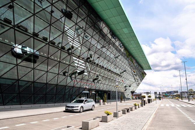 Krakow Airport - Krakow City Private Transfer - Accessibility and Amenities Offered