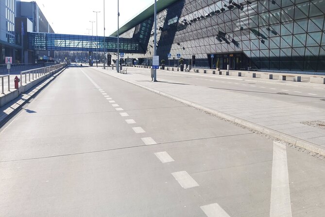Kraków Balice Airport Transfer: Private One Way - What To Expect During the Transfer