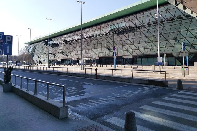 Krakow Balice Airport Transfer: Private Round Trip - Customer Reviews and Ratings