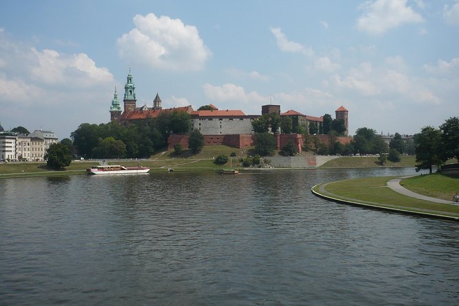 Krakow Old Town Private Walking Tour - Itinerary Details