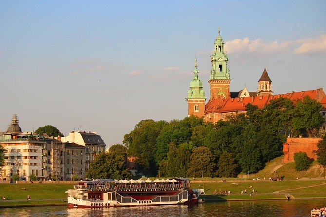 Krakow Private Tour By Walk & Car - Itinerary Details