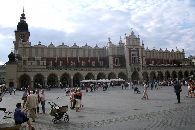 Krakow to Warsaw Private Transfer Best Value - Pickup and Drop-off