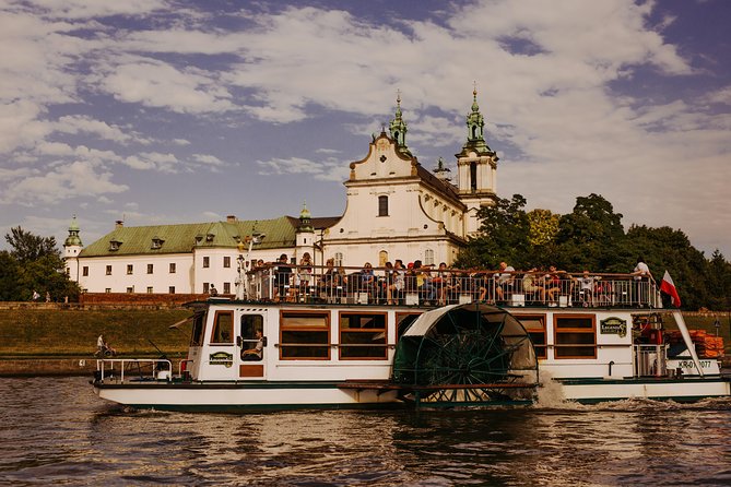 Krakow Vistula River 1 Hour Sightseeing Cruise - Essential Logistics for the Tour