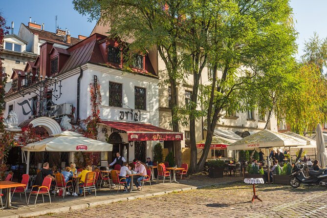 Krakow: Walk Around Kazimierz & Former Ghetto With Entrance to Schindler Factory - Meeting Point Information