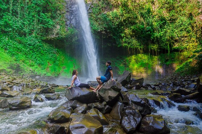 La Fortuna Waterfall Guided Hike - Meeting and Pickup Details