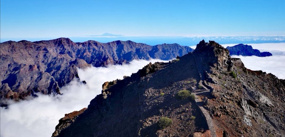 La Palma: Return Bus Transfer to Roque De Los Muchachos - Itinerary and Walking Route Suggestions