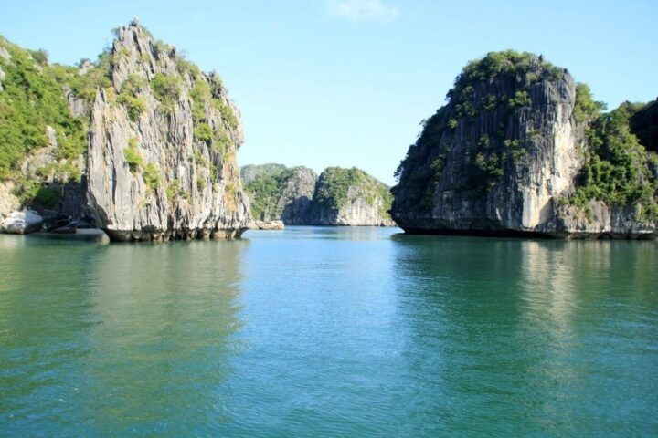 Lan Ha Bay Luxury Cruise 6 Hours Trip, Kayaking, Bike, Swim - Highlights of the Activity