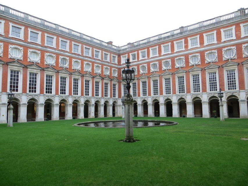 Layover Private Tour of Hampton Court Palace Fast Track Pass - Availability and Highlights