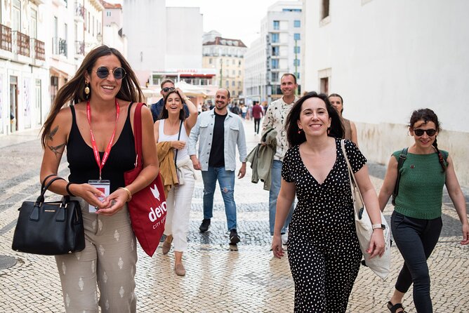 Lisbon Food & Fado Tour of Mouraria & Alfama Neighbourhoods - Fado Music Experience