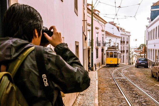 Lisbon Photography Walk With a Local - Meeting Point Details